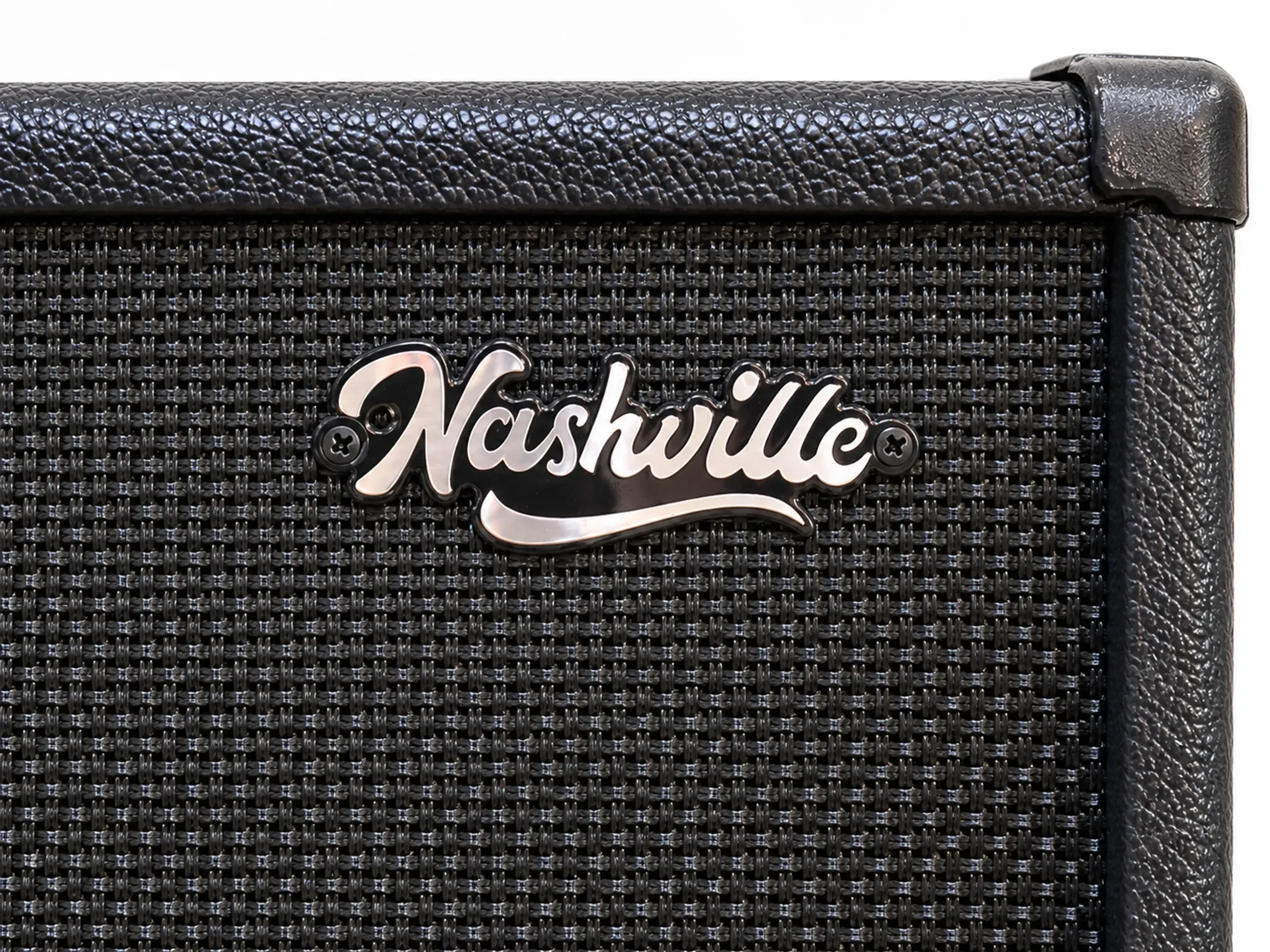 Nashville B15 Bass Amplifier – second detail close-up